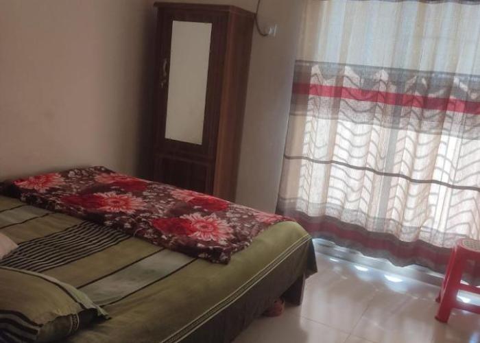 Secured Family Studio Apartment-near Airport,AC,Fridge,WiFi,Stove