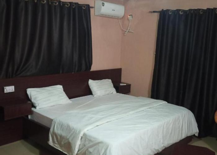 Life concept hotel and Lodge
