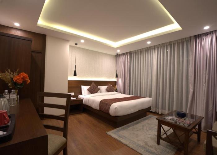 Apex Business Hotel