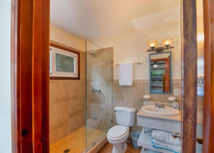 Exclusive Full House - 3 BDRM & 3 BATH - Special Offer