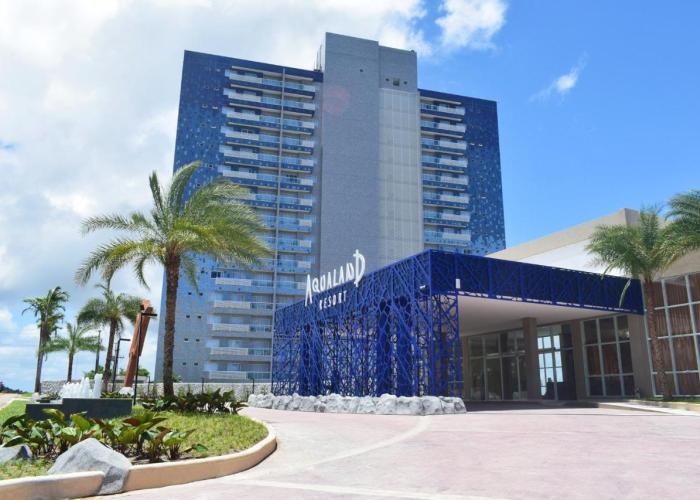 Aqualand Park & Resort
