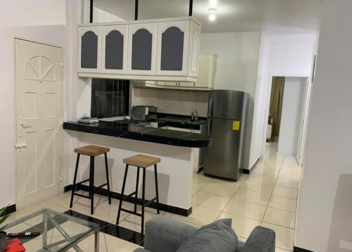 Comfortable 3-Bedroom Condo in Bellavista, Guayaquil