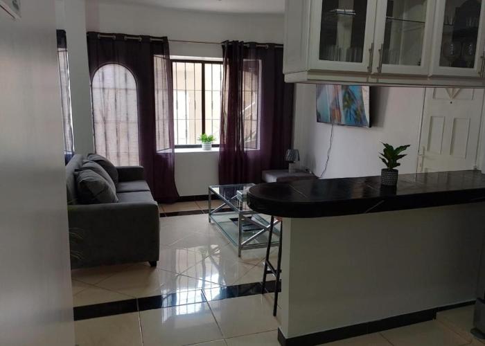 Comfortable 3-Bedroom Condo in Bellavista, Guayaquil