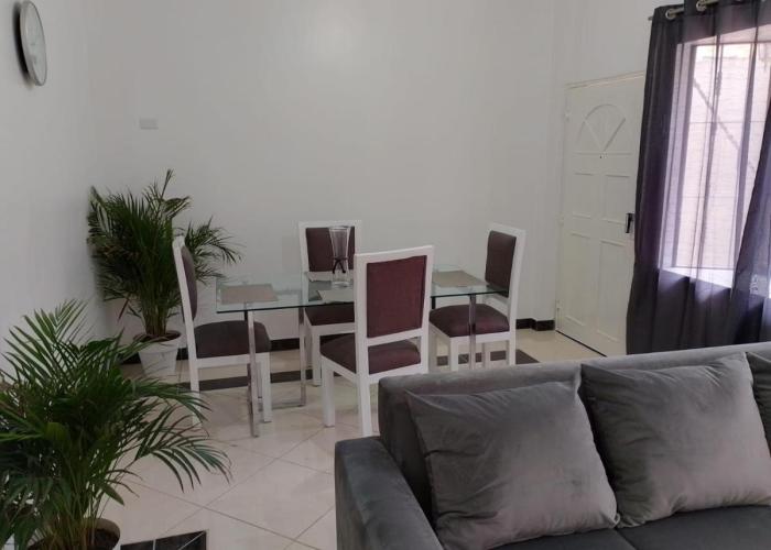 Comfortable 3-Bedroom Condo in Bellavista, Guayaquil