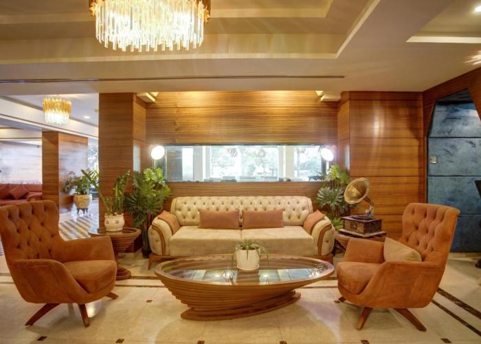 D.H LUXURY