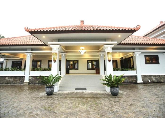 Avila Ketapan Rame Hotel
