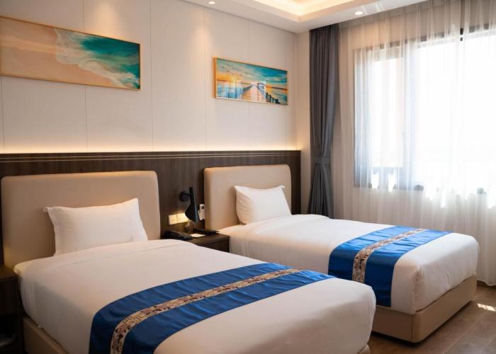 Escale International Hotel