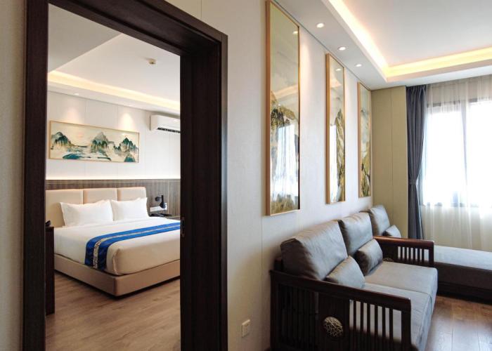 Escale International Hotel