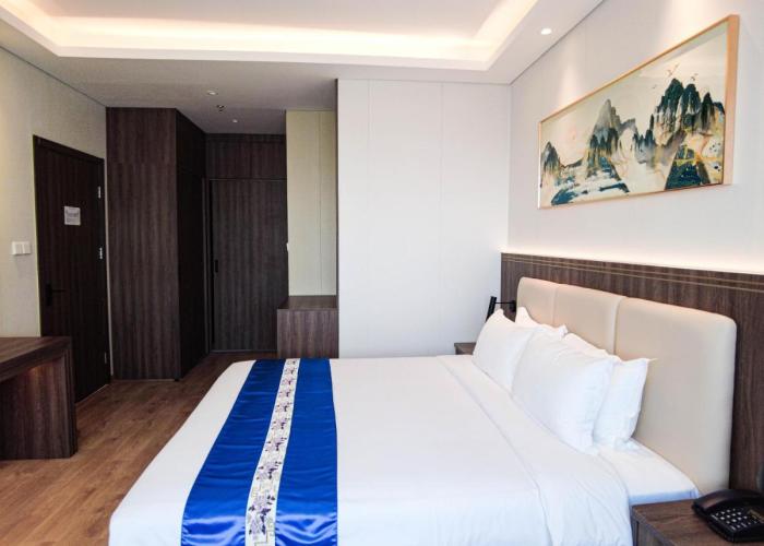 Escale International Hotel