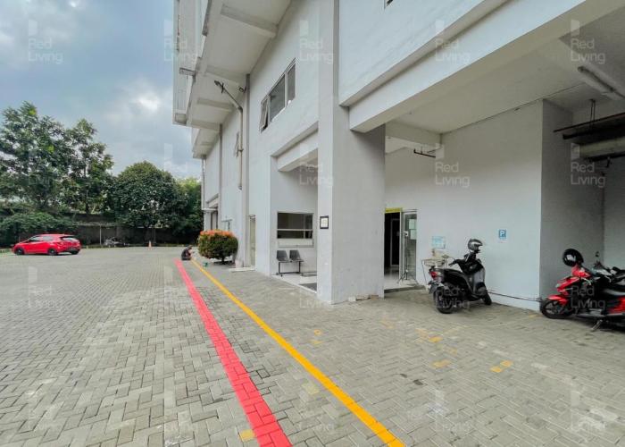 RedLiving Apartemen Easton Park Jatinangor - Rajes Room