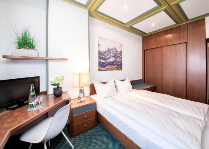 Best Living Hotel Arotel