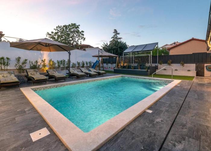 Villa Paradise