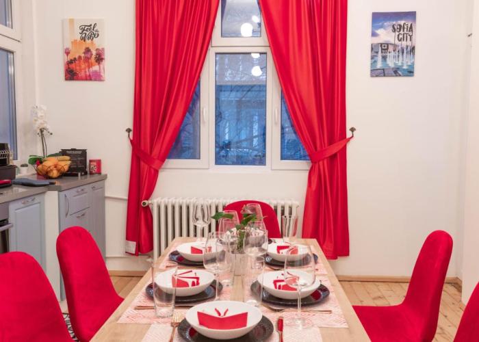 Vintage bohemian Paradise with Xbox Series X for BIG groups