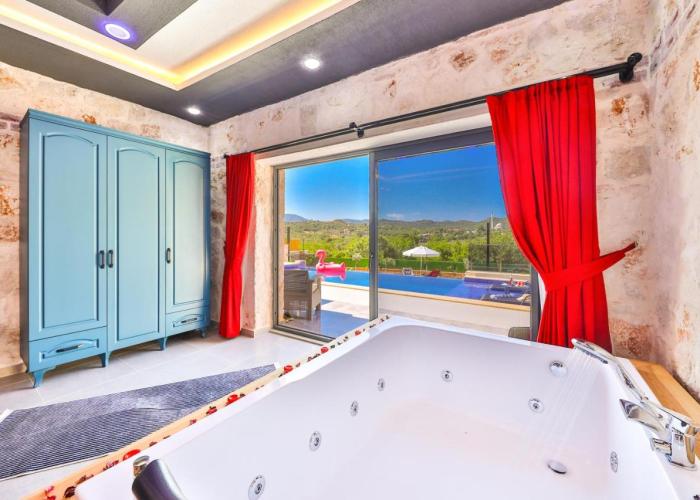 Villa Isında konağı