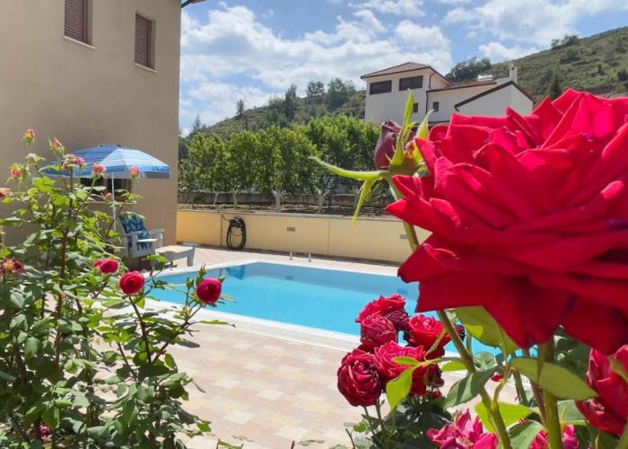 Kakopetria's Holiday House