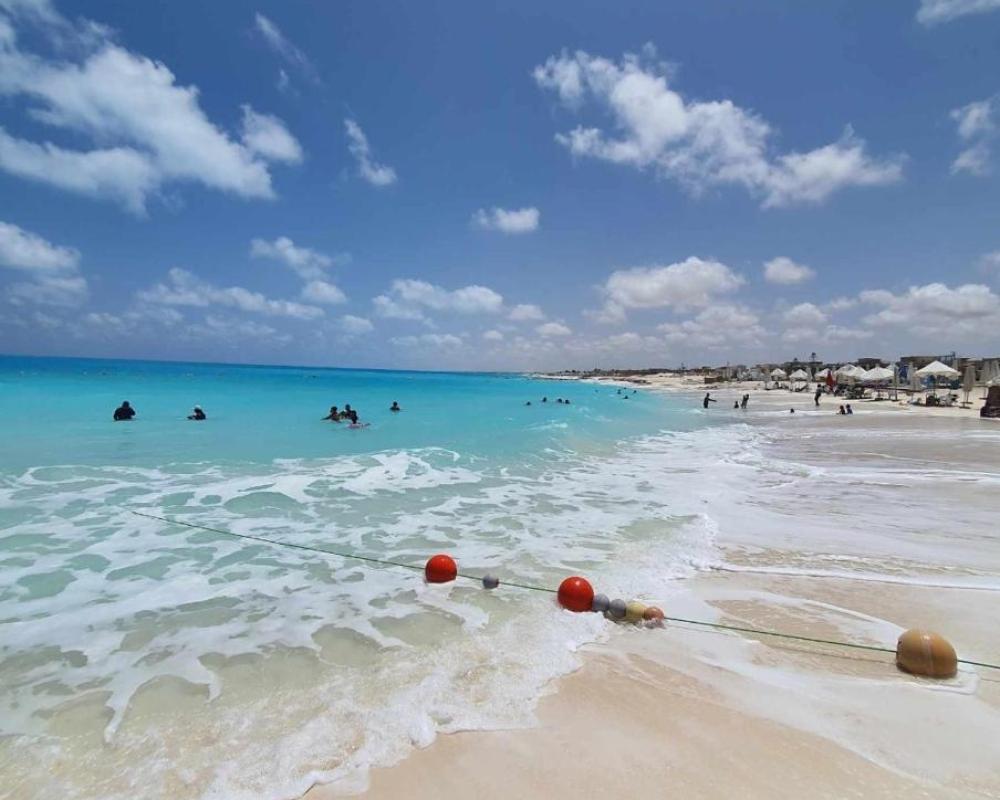 фото Chalet 3 bedrooms 2 toilets lotus north cost stand alone 3 Ac 2 stand fan families are preferred