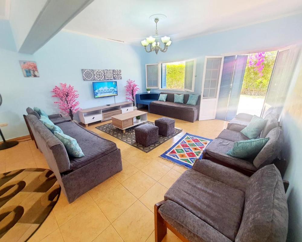 фото Chalet 3 bedrooms 2 toilets lotus north cost stand alone 3 Ac 2 stand fan families are preferred