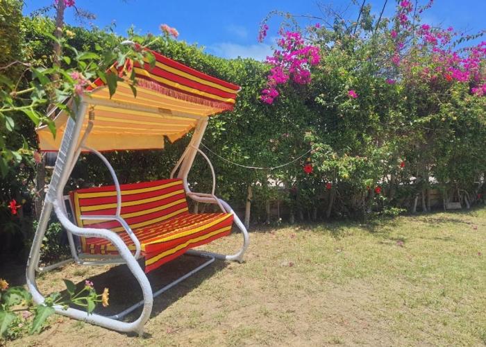 Chalet 3 bedrooms 2 toilets lotus north cost stand alone 3 Ac 2 stand fan families are preferred