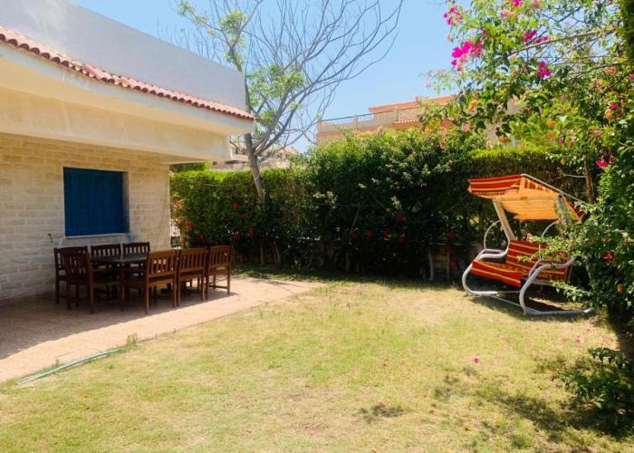 Chalet 3 bedrooms 2 toilets lotus north cost stand alone 3 Ac 2 stand fan families are preferred