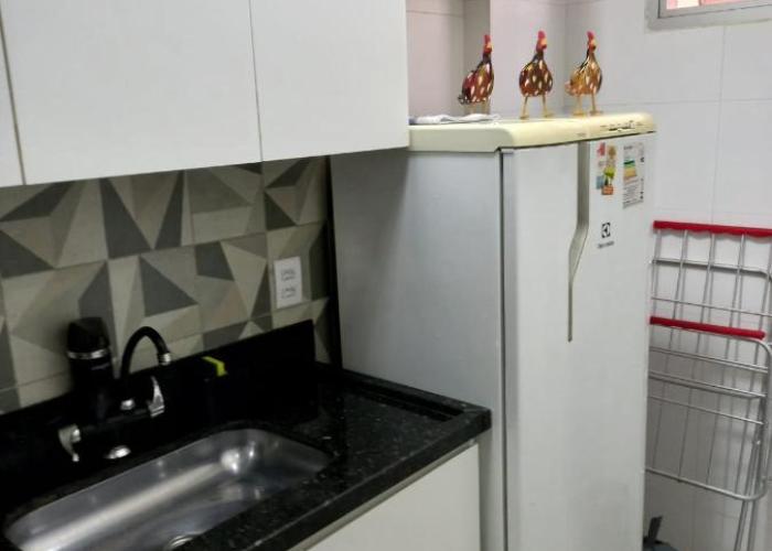 Flat Beverly Hills 101A