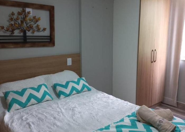Flat Beverly Hills 101A