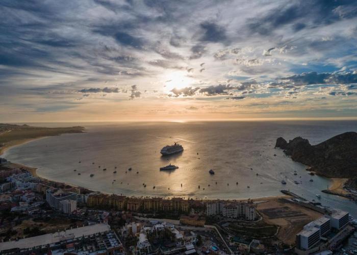 The Paraiso Residences at Marina Cabo