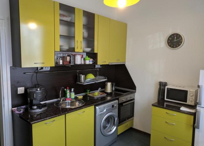 Convenient New Apartment Near Metro Station by Flat Mаnager