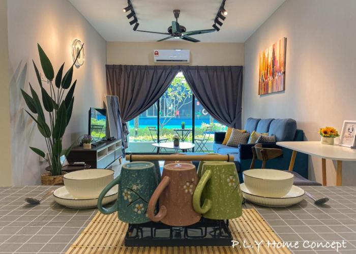 Manhattan Condo Ipoh Waterpark PoolView FREE Carpark & Netflix by PLY Home