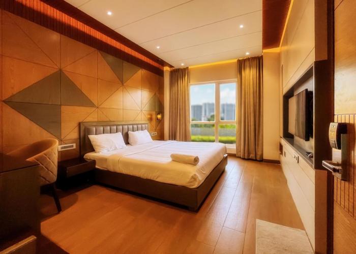 Symphony Inn