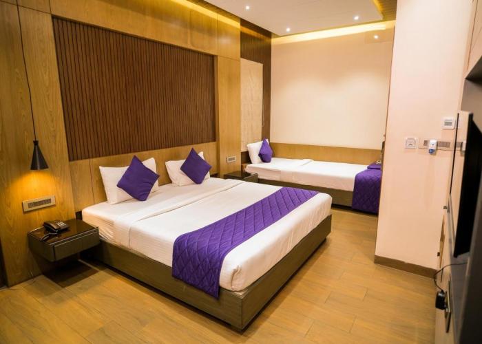 Symphony Inn