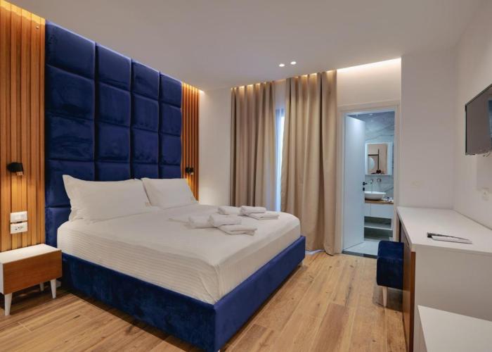 HOTEL RENATO