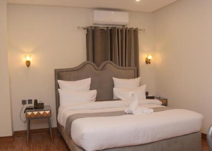 The Rich Hotel & Apartments