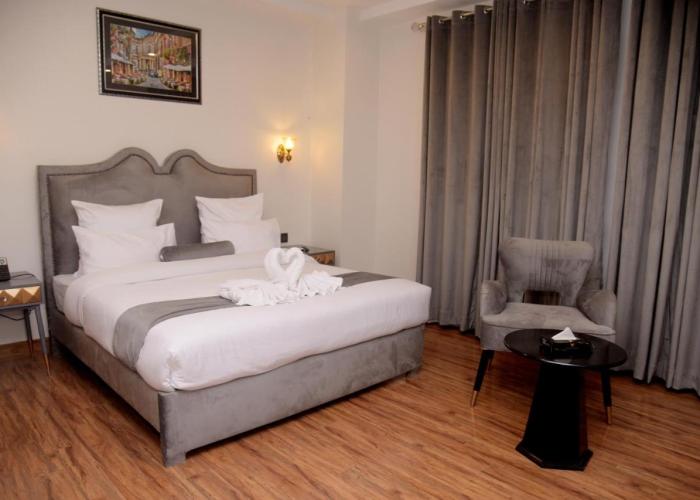 The Rich Hotel & Apartments