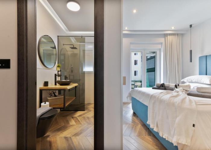 West Coast Deluxe Rooms