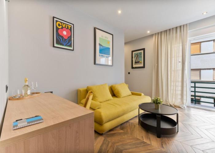 West Coast Deluxe Rooms