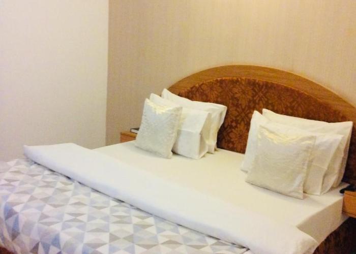Ne-yo hotel & rv lodges