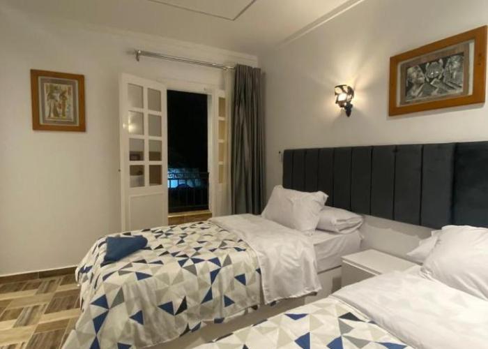 Villa golden life apartments, new property with pool access