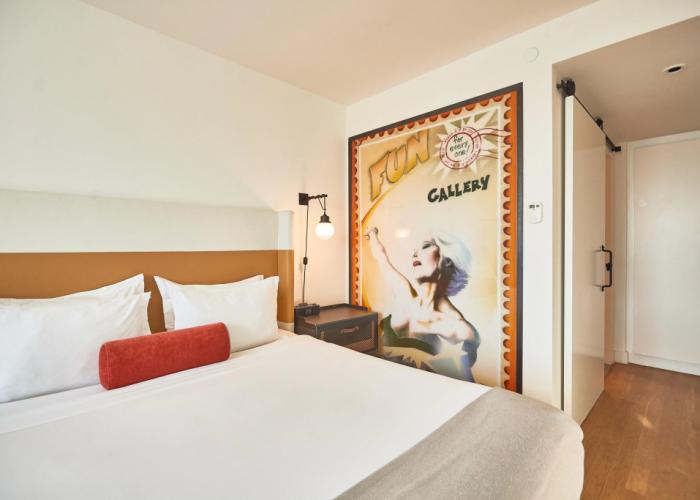 Hotel Indigo Lower East Side New York by IHG