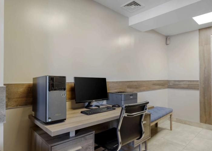 Best Western Plus Brooklyn Bay Hotel