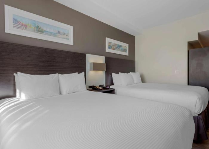 Best Western Plus Brooklyn Bay Hotel