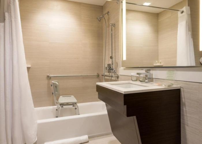 Holiday Inn Brooklyn Downtown by IHG