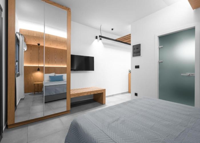 ROTHOS LUXURY