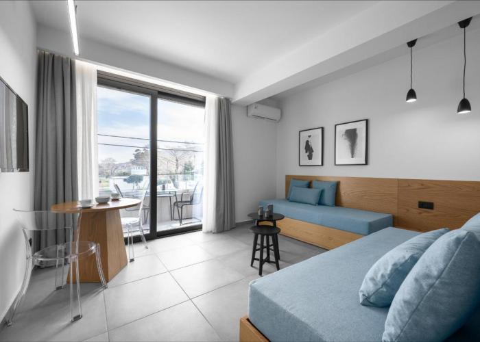 ROTHOS LUXURY