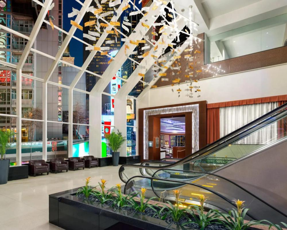 фото Crowne Plaza Times Square Manhattan, an IHG Hotel