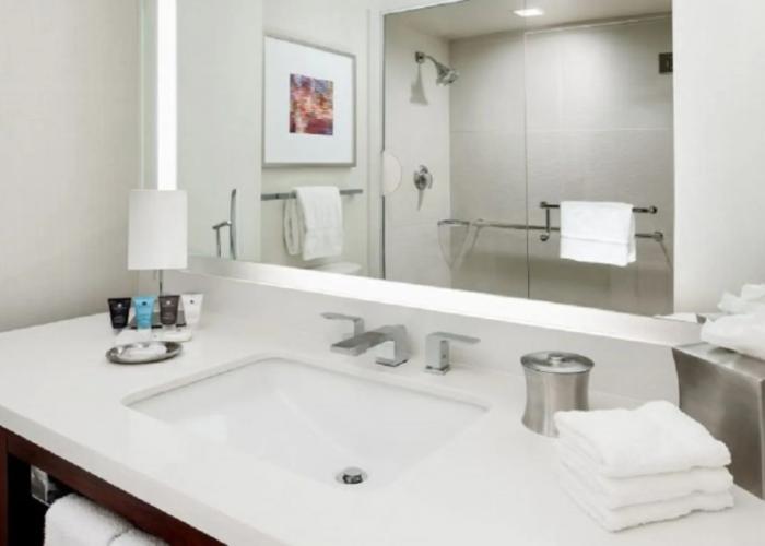 Crowne Plaza Times Square Manhattan, an IHG Hotel