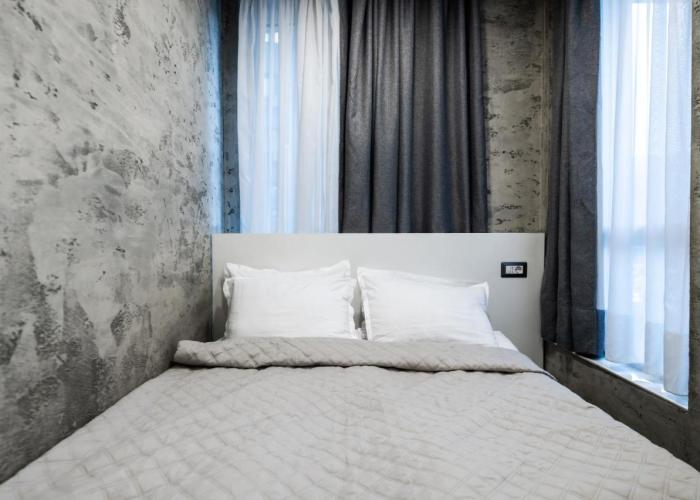 Luxury Studio Silver by Flat Mаnager