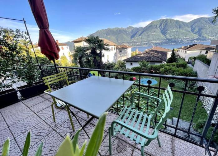 la meta appartamento vista lago con parcheggio