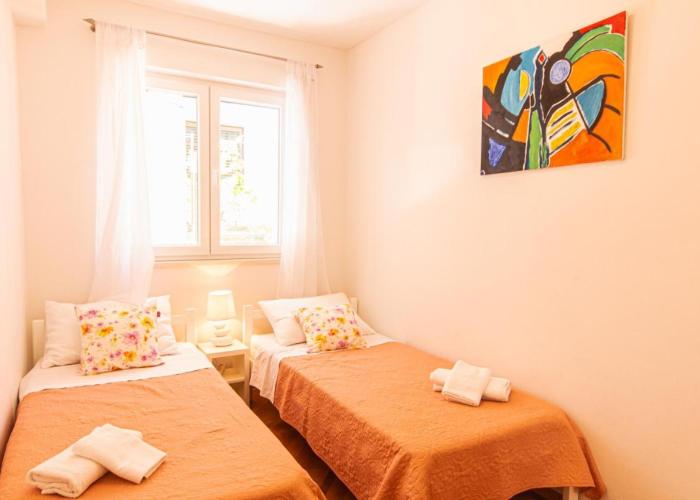 Stylish apt Marta, private parking,BBQ in Stobreč