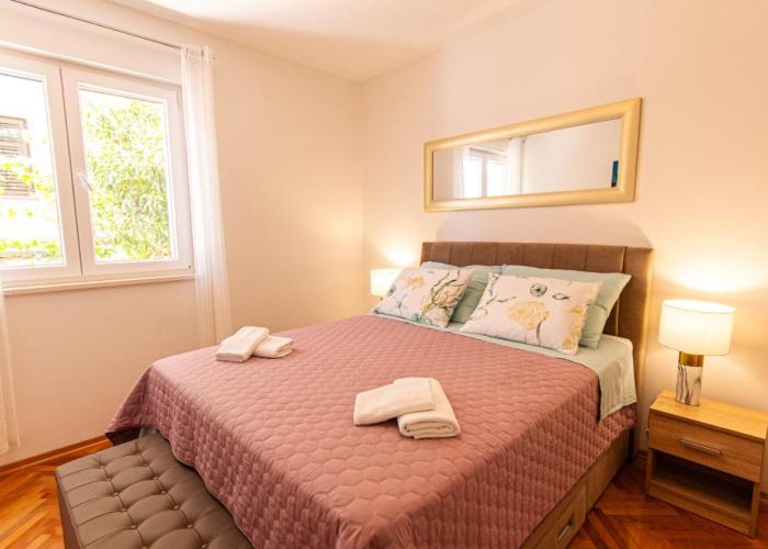 Stylish apt Marta, private parking,BBQ in Stobreč
