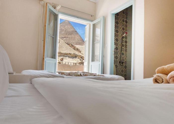 Villa Khufu Pyramids Inn